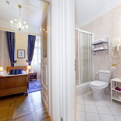 Golden Star Prag