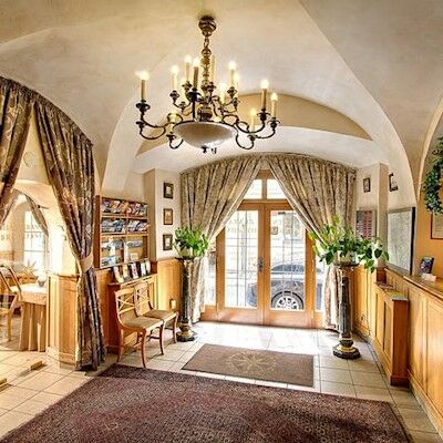 Golden Star Prag